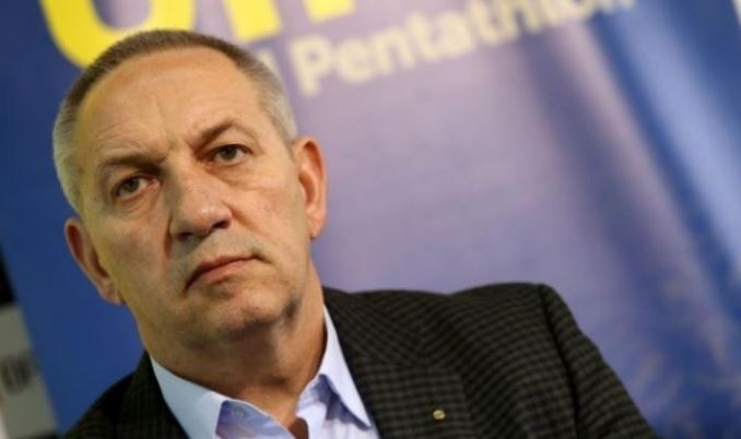 Служебният министър на спорта Андрей Кузманов е в конфликт на